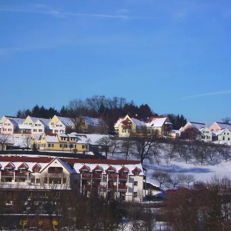 Ferienhaus Bad Waltersdorf منتزه العطل 4*