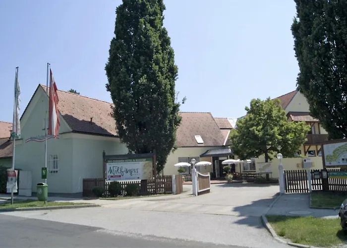 منتزه العطل Ferienhaus Bad Waltersdorf 4*