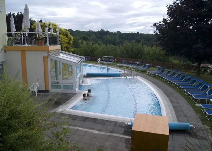 منتزه العطل Ferienhaus Bad Waltersdorf 4*