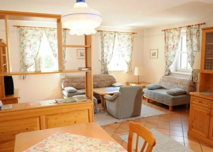 منتزه العطل Ferienhaus Bad Waltersdorf 4*